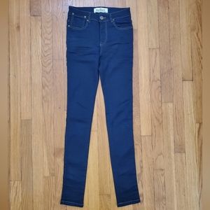 Arrested development spray on skinny jeans size 28